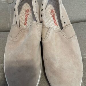 Spenco Women's Cream Slip-On Loafers